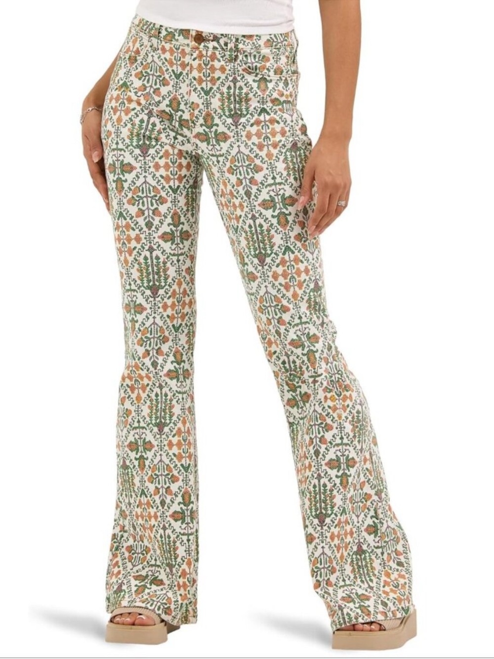 Wrangler 6 (28) x 32 Jeans Fierce Flare in Green Vintage Garden Tapestry NWT
